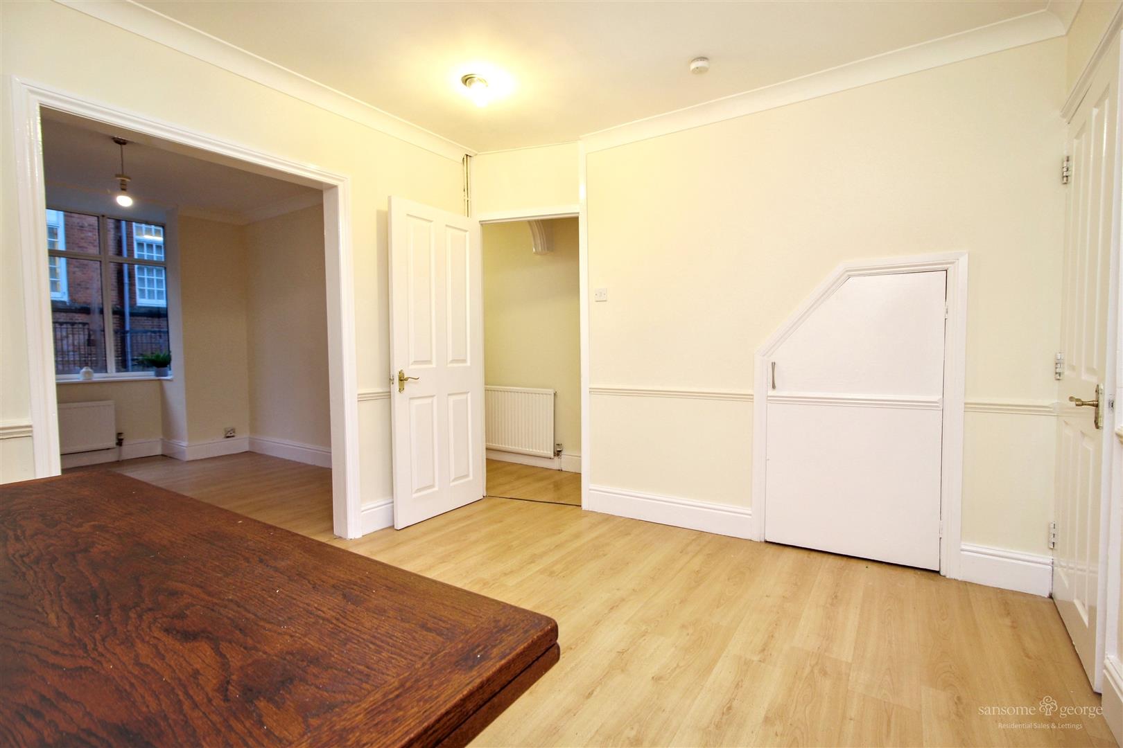 3 bed property in Wilson Road, Reading